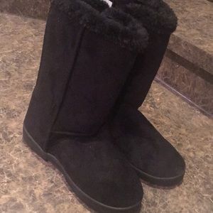 NWT Chatz Winter Boots